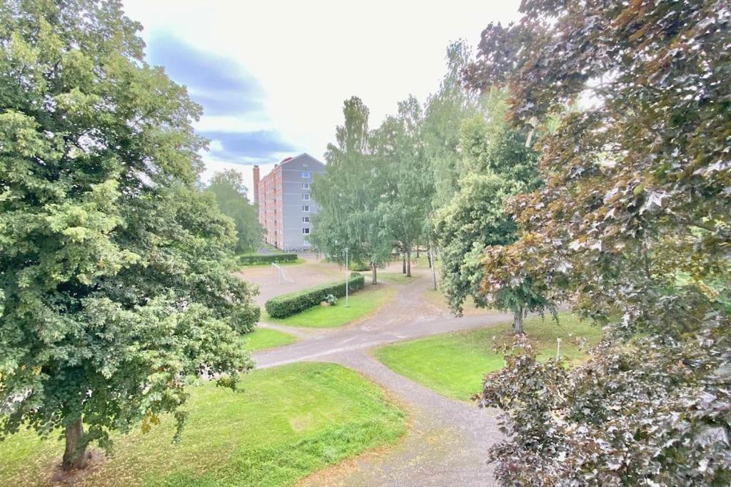 Beautiful 2 Bedroom & Free Parking Apartment Turku